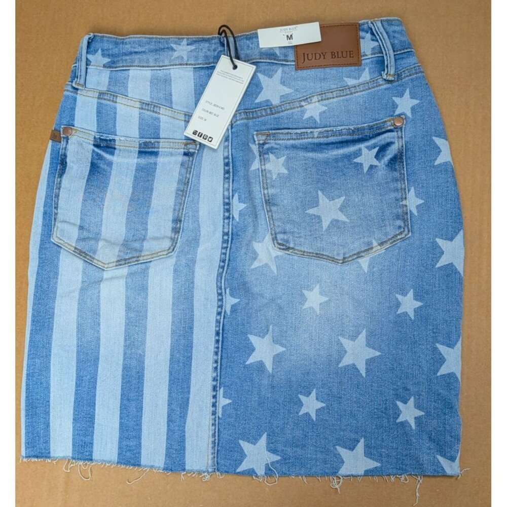 Judy Blue Celia High Rise Medium Wash Flag Print Skirt Medium -NEW- - Picture 2 of 6